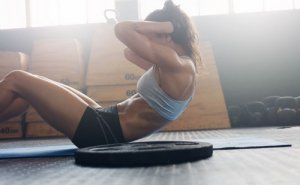 Esercizi per una routine quotidiana di addominali