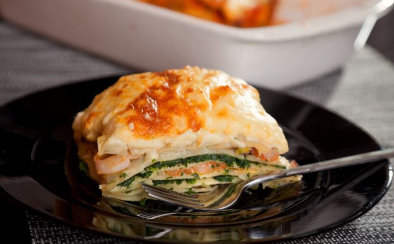 Come cucinare il salmone: lasagne salmone e spinaci