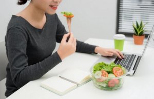Idee per un pranzo al sacco salutare da portare al lavoro