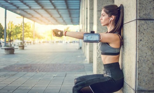 Squat isometrici: cosa sono e perché farli Squat isometrici: cosa sono e perché farli