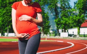 Correre durante la gravidanza: è possibile?