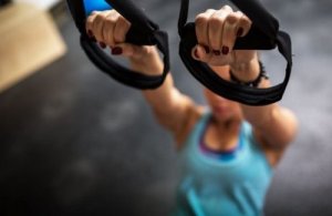 TRX: 4 esercizi per chi pratica nuoto