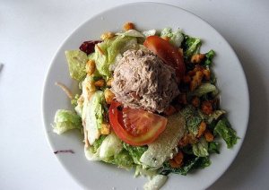 insalata mista con tonno
