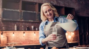 Includere latte nella dieta menopausa.