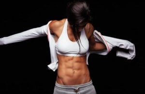 Le 3 migliori routine di addominali per una pancia piatta