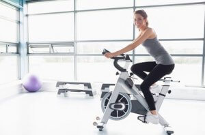 Bicicletta statica o cyclette: quali muscoli allena?