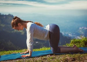 sessione yoga all'aperto