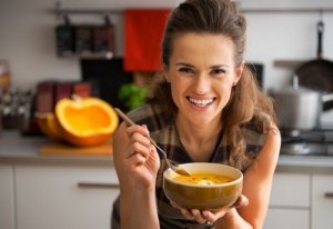 3 ricette per zuppe fredde perfette per l'estate