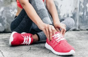 I vantaggi di un abbigliamento adeguato nella pratica sportiva