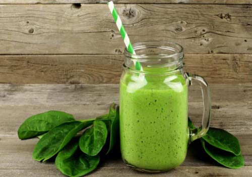 Le verdure servono per frullati e smoothie