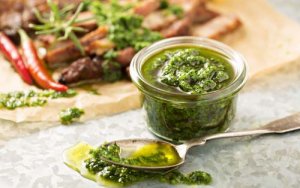 Chimichurri, la salsa verde del Sud America