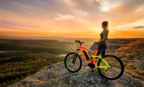 Mountain bike per ridurre la circonferenza delle cosce