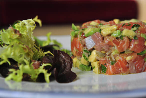 Tartar di salmone e avocado