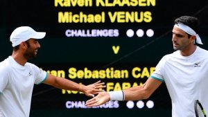 Cabal e Farah a una partita di tennis