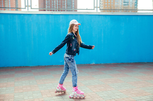 Pattinaggio su ruote con i rollerblade