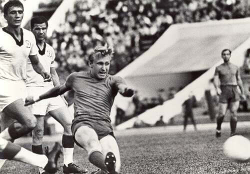I migliori calciatori europei del secolo scorso