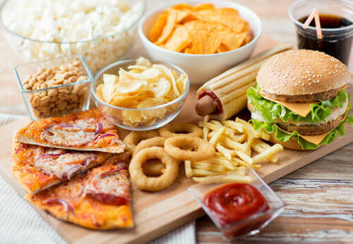 Effetti del cibo da fast food dopo l'allenamento
