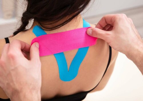 Kinesio tape: a che serve e come si usa?