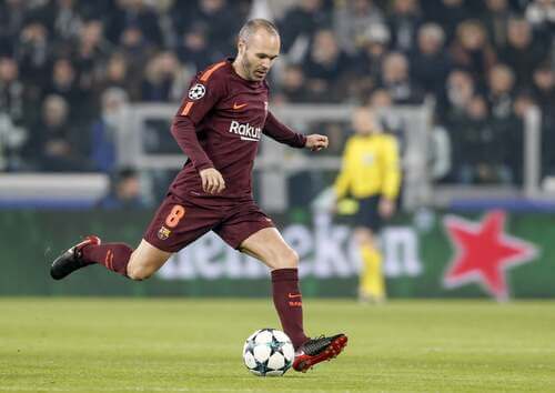 Calciatori più pagati: Andres Iniesta, giocatore del Barcellona.