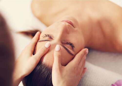 Massaggio per il bruxismo.