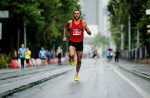 Cosa mangiare per prepararsi a una maratona