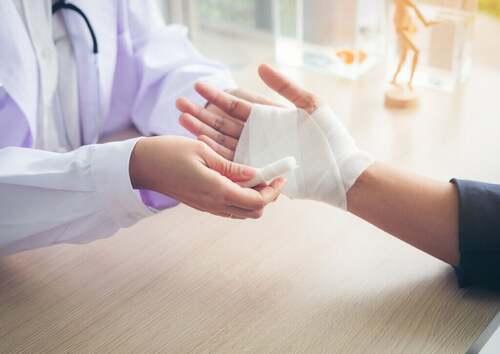 Come prevenire le bruciature da attrito in palestra?